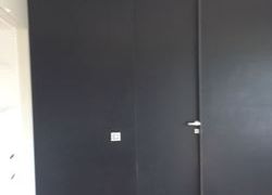 Скрытые двери в интерьере